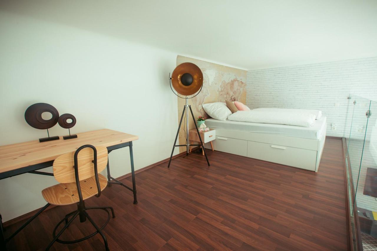 Zeus Design Loft * Viena